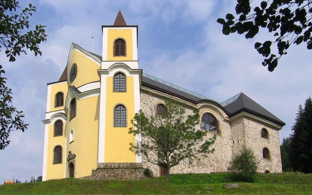 Kostel na nebevzetí paní Marie v Neratově